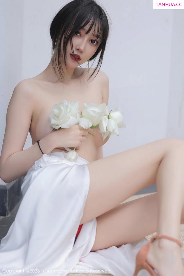 玥儿玥  [XiuRen]高清写真图 2023.03.24 No.6466 玥儿玥er 万宁旅拍第51张图片
